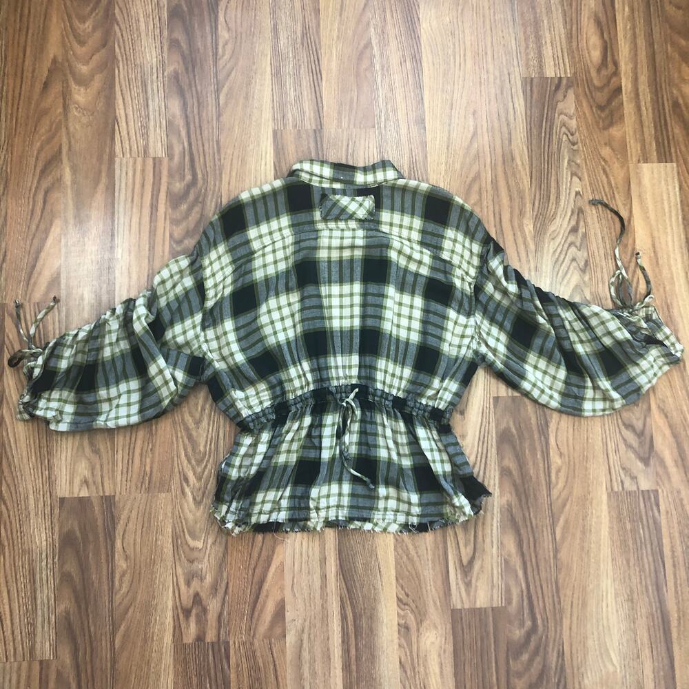 Free People Pacific Dawn Plaid Peplum Shirt Black Combo Size Medium NWT New - Picture 4 of 15
